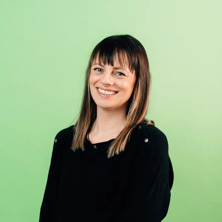 Favourite - Steph Bennett - Cropped